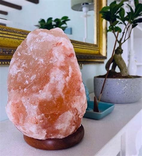 why is my salt rock leaking|10 Common Issues With Himalayan Salt Lamps And。